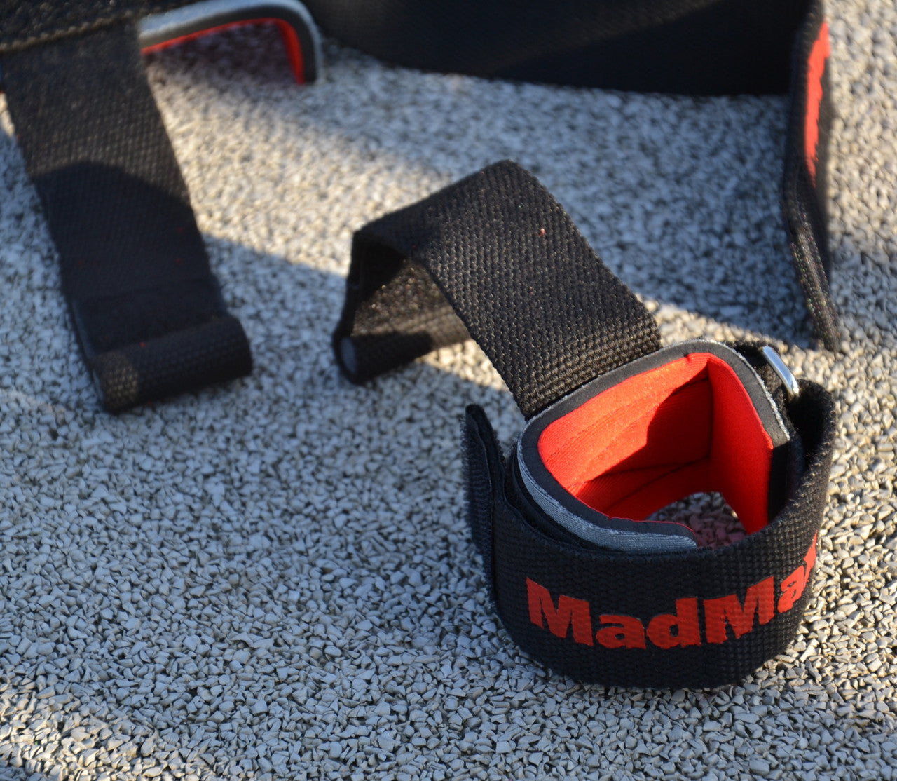 Лямки для тяги MadMax MFA-332 PWR Straps+  Black/Grey/Red