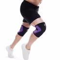 наколінники Rehband 105230 на спортсмені
